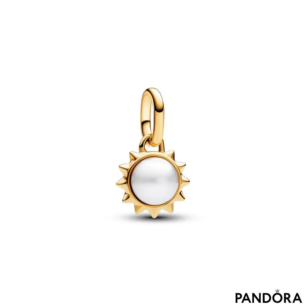 Pandora ME Sunce mini viseći privezak sa obrađenim slatkovodno gajenim biserom 