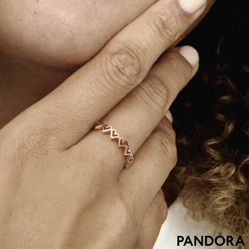 Prsten Pandora pozlata 14k Nacrtana srca 